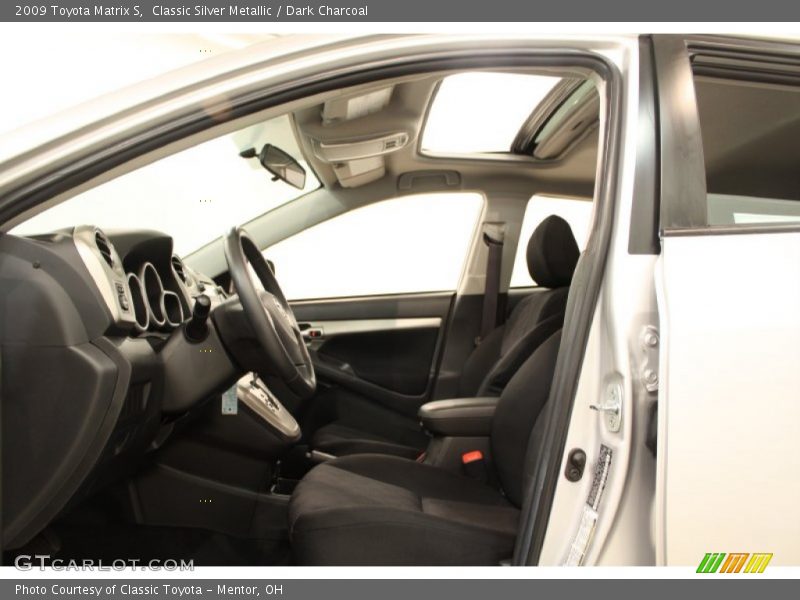 Classic Silver Metallic / Dark Charcoal 2009 Toyota Matrix S