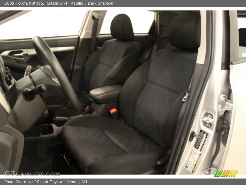 Classic Silver Metallic / Dark Charcoal 2009 Toyota Matrix S
