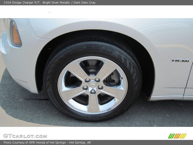 Bright Silver Metallic / Dark Slate Gray 2009 Dodge Charger R/T