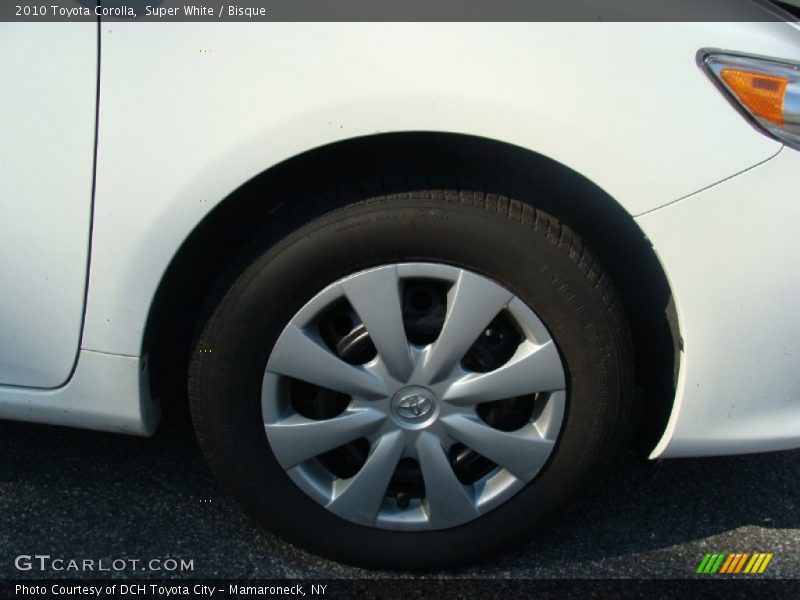 Super White / Bisque 2010 Toyota Corolla