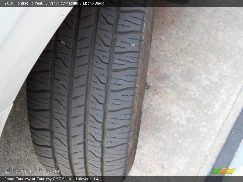 Silver Alloy Metallic / Ebony Black 2006 Pontiac Torrent