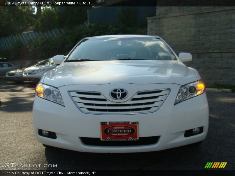 Super White / Bisque 2009 Toyota Camry XLE V6