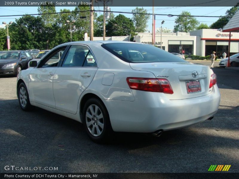 Super White / Bisque 2009 Toyota Camry XLE V6