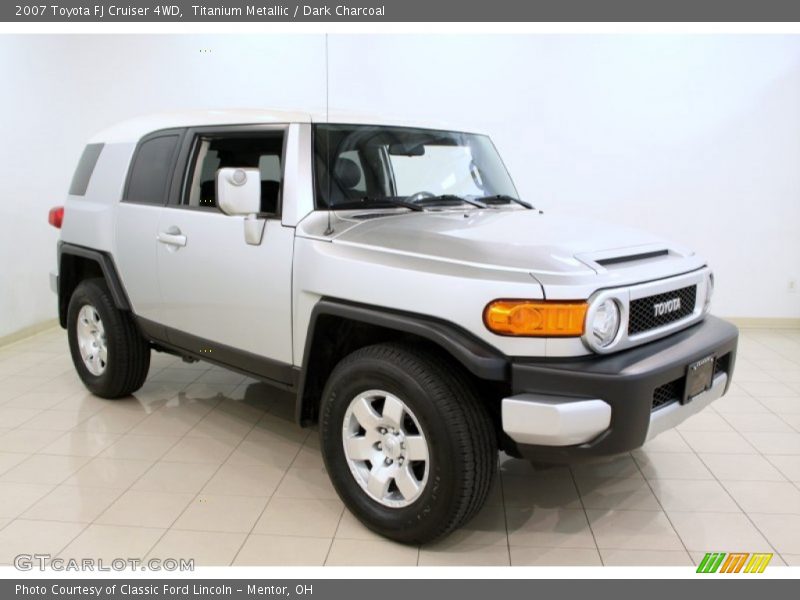 Titanium Metallic / Dark Charcoal 2007 Toyota FJ Cruiser 4WD