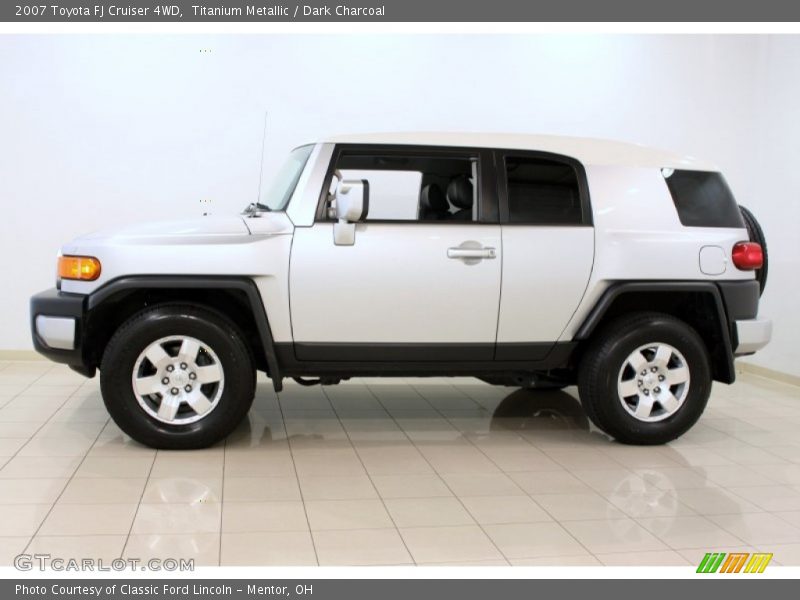Titanium Metallic / Dark Charcoal 2007 Toyota FJ Cruiser 4WD