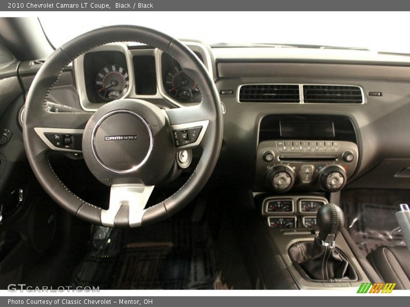Dashboard of 2010 Camaro LT Coupe