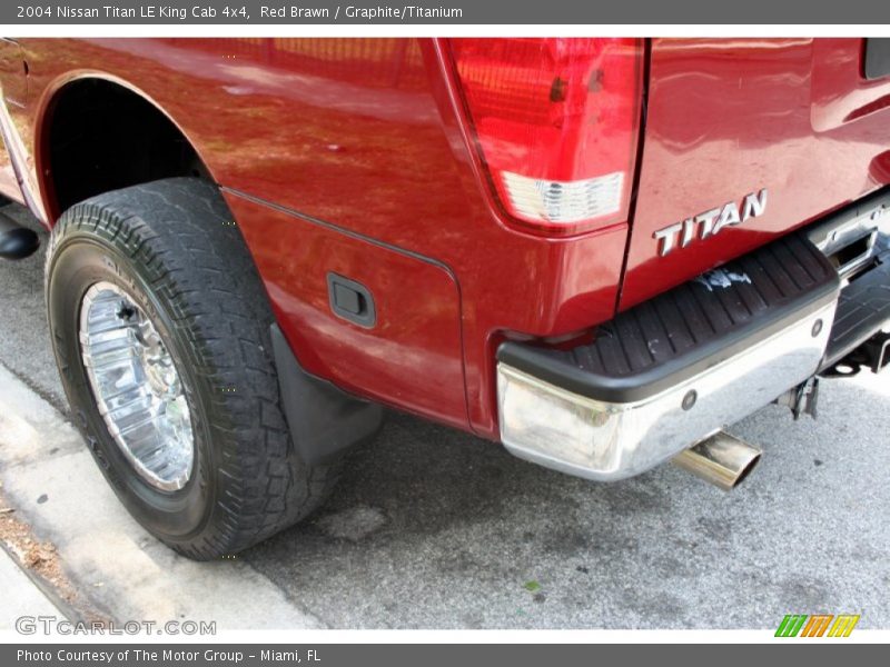 Red Brawn / Graphite/Titanium 2004 Nissan Titan LE King Cab 4x4