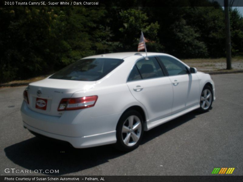 Super White / Dark Charcoal 2010 Toyota Camry SE