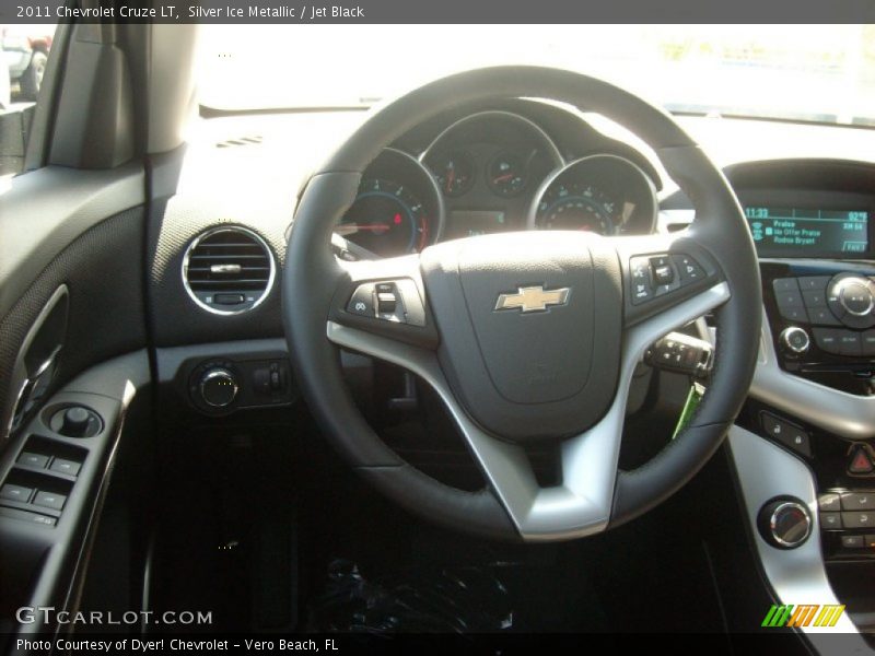 Silver Ice Metallic / Jet Black 2011 Chevrolet Cruze LT