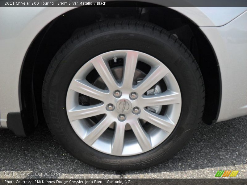 Bright Silver Metallic / Black 2011 Chrysler 200 Touring