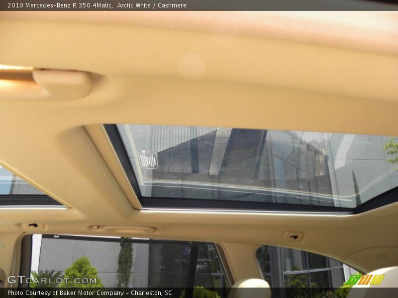 Arctic White / Cashmere 2010 Mercedes-Benz R 350 4Matic