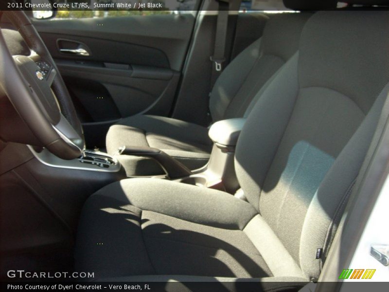 Summit White / Jet Black 2011 Chevrolet Cruze LT/RS