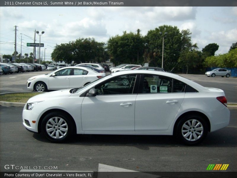 Summit White / Jet Black/Medium Titanium 2011 Chevrolet Cruze LS