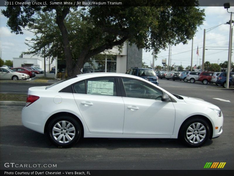 Summit White / Jet Black/Medium Titanium 2011 Chevrolet Cruze LS