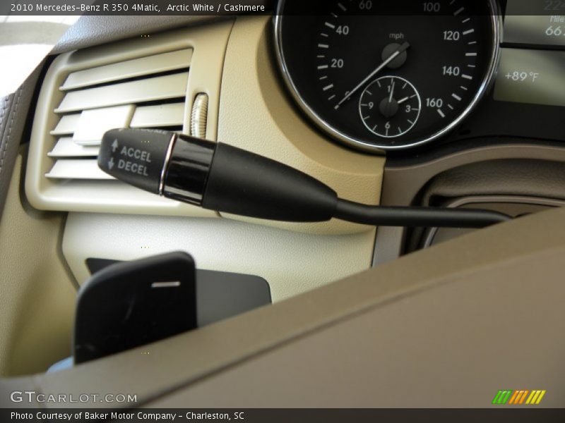Arctic White / Cashmere 2010 Mercedes-Benz R 350 4Matic