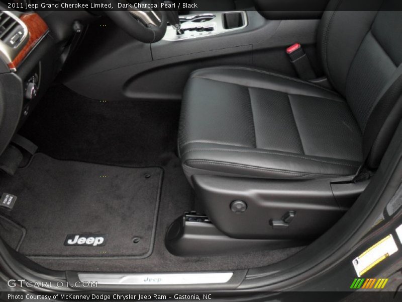 Dark Charcoal Pearl / Black 2011 Jeep Grand Cherokee Limited
