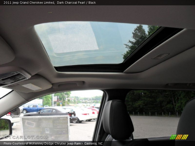 Dark Charcoal Pearl / Black 2011 Jeep Grand Cherokee Limited