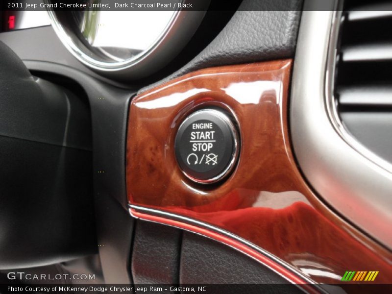 Dark Charcoal Pearl / Black 2011 Jeep Grand Cherokee Limited