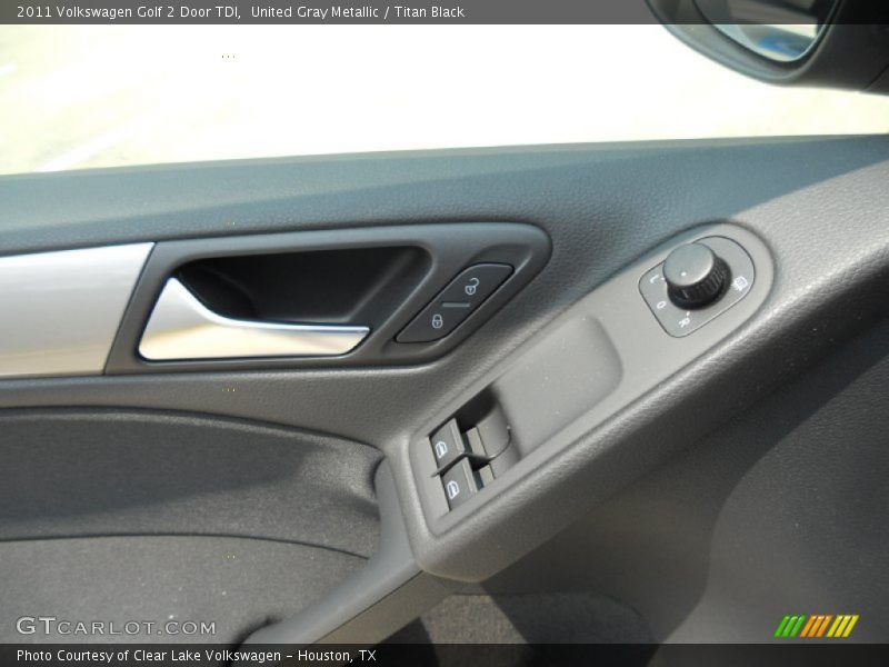 United Gray Metallic / Titan Black 2011 Volkswagen Golf 2 Door TDI