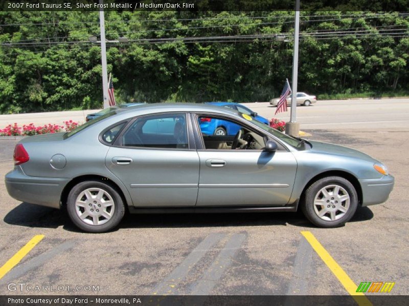 Silver Frost Metallic / Medium/Dark Flint 2007 Ford Taurus SE