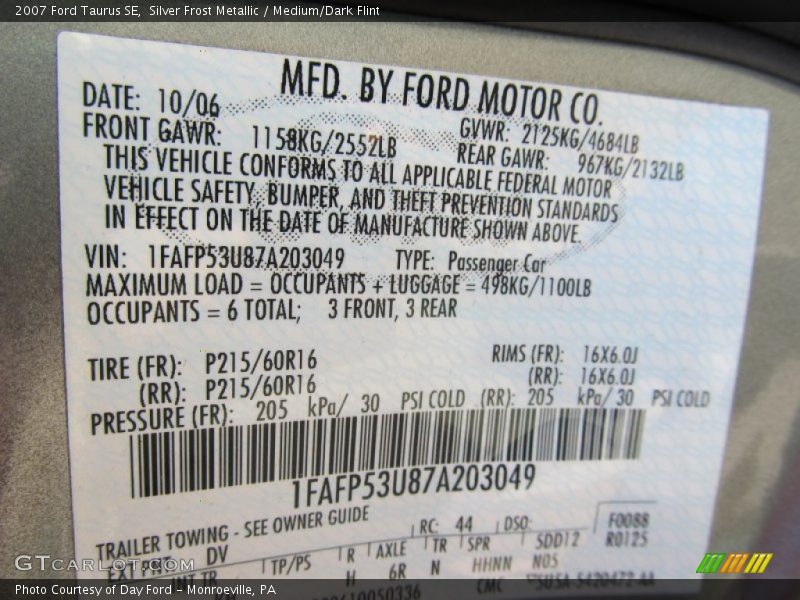 Silver Frost Metallic / Medium/Dark Flint 2007 Ford Taurus SE