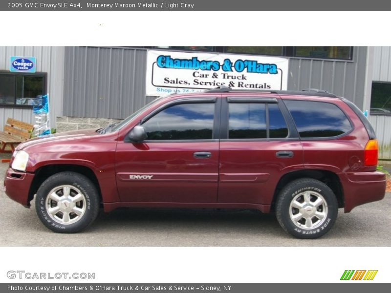 Monterey Maroon Metallic / Light Gray 2005 GMC Envoy SLE 4x4