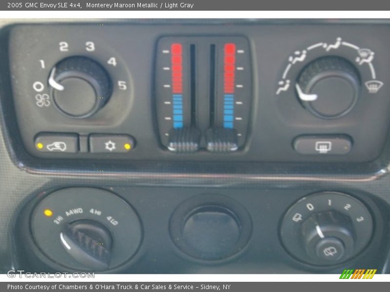 Monterey Maroon Metallic / Light Gray 2005 GMC Envoy SLE 4x4