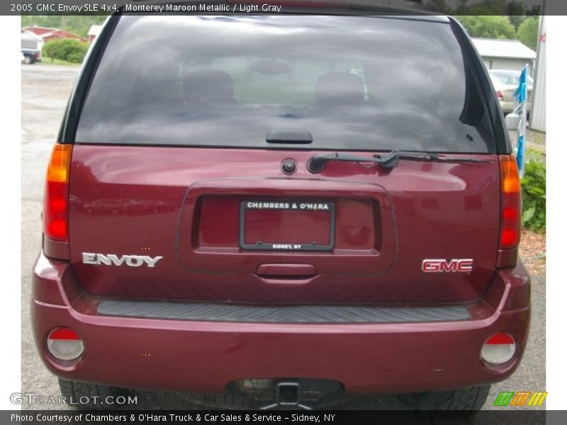 Monterey Maroon Metallic / Light Gray 2005 GMC Envoy SLE 4x4