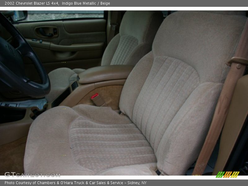 Indigo Blue Metallic / Beige 2002 Chevrolet Blazer LS 4x4
