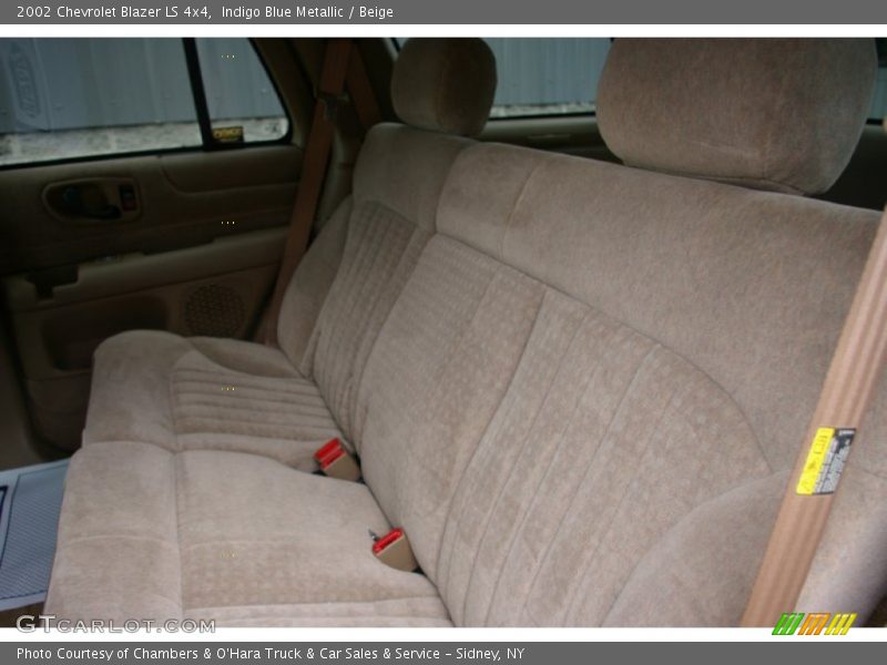 Indigo Blue Metallic / Beige 2002 Chevrolet Blazer LS 4x4