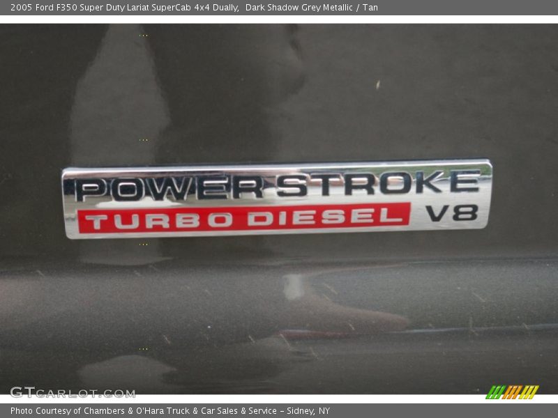  2005 F350 Super Duty Lariat SuperCab 4x4 Dually Logo