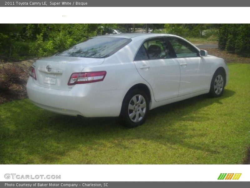 Super White / Bisque 2011 Toyota Camry LE