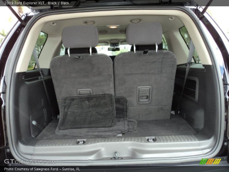 Black / Black 2009 Ford Explorer XLT