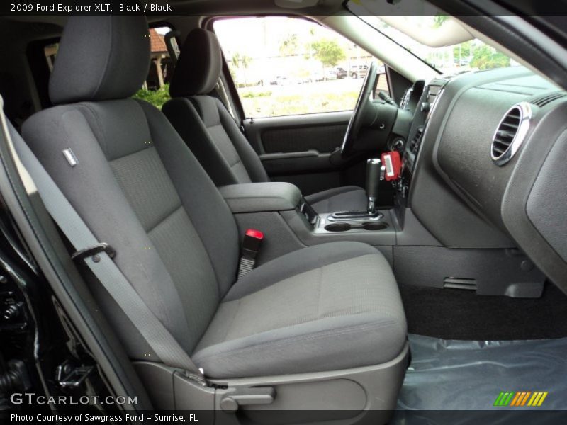  2009 Explorer XLT Black Interior