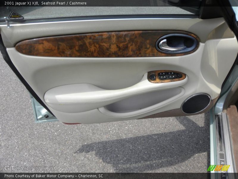 Seafrost Pearl / Cashmere 2001 Jaguar XJ XJ8