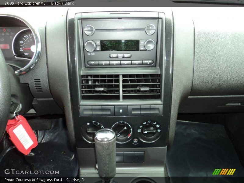 Black / Black 2009 Ford Explorer XLT
