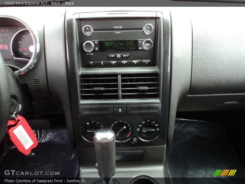 Black / Black 2009 Ford Explorer XLT