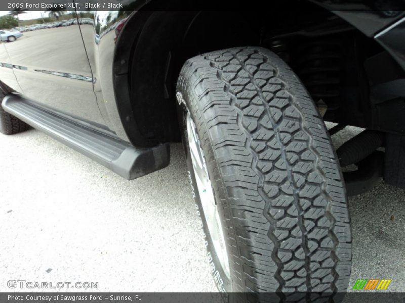 Black / Black 2009 Ford Explorer XLT