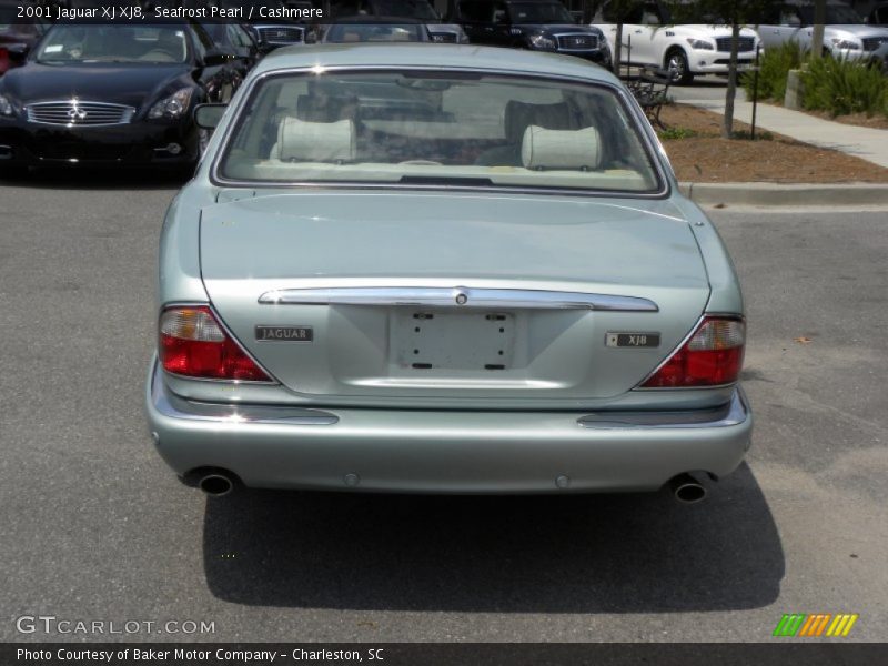 Seafrost Pearl / Cashmere 2001 Jaguar XJ XJ8