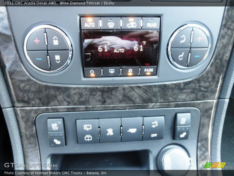 White Diamond Tintcoat / Ebony 2011 GMC Acadia Denali AWD