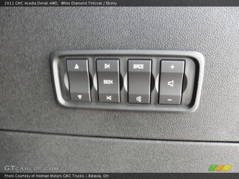 White Diamond Tintcoat / Ebony 2011 GMC Acadia Denali AWD