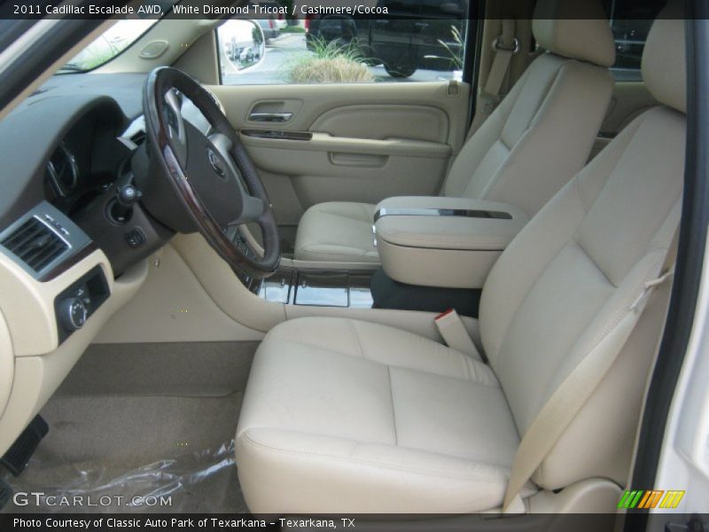 2011 Escalade AWD Cashmere/Cocoa Interior