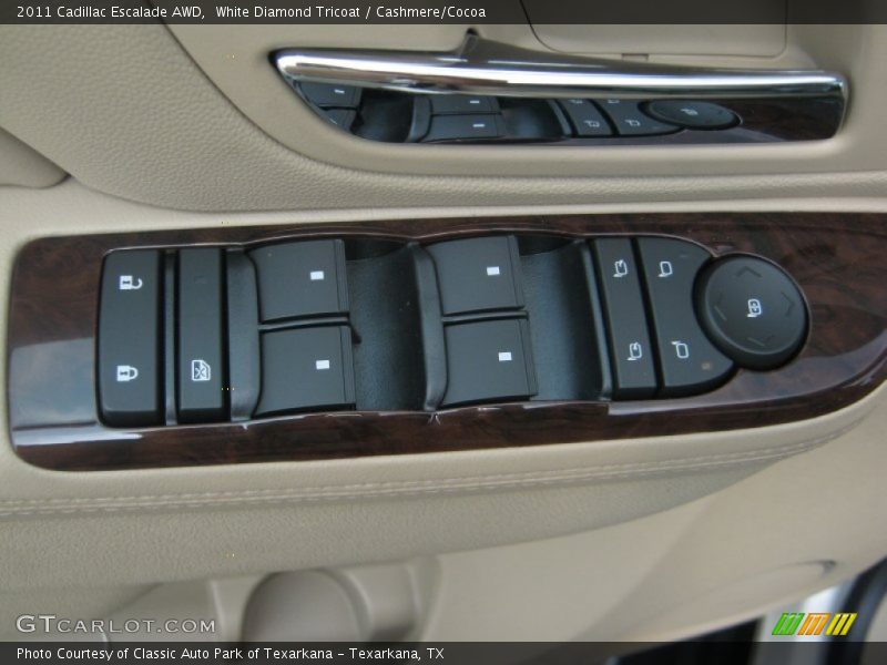 Controls of 2011 Escalade AWD