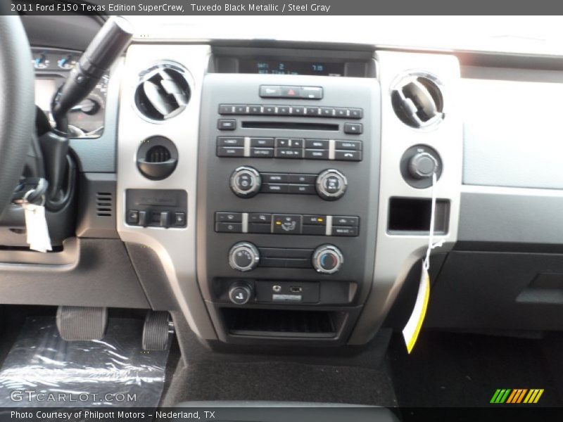 Tuxedo Black Metallic / Steel Gray 2011 Ford F150 Texas Edition SuperCrew