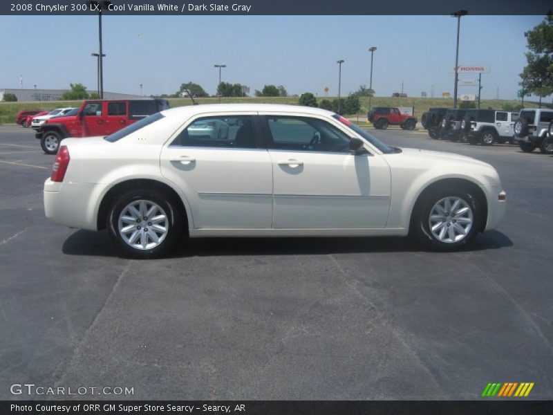 Cool Vanilla White / Dark Slate Gray 2008 Chrysler 300 LX