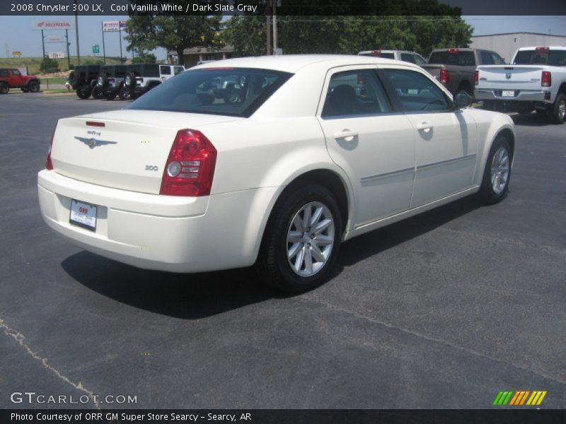Cool Vanilla White / Dark Slate Gray 2008 Chrysler 300 LX