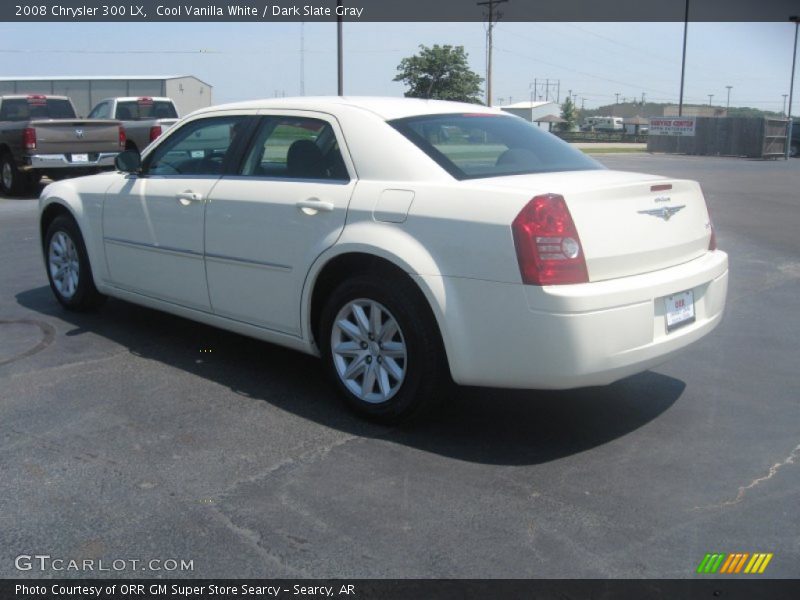 Cool Vanilla White / Dark Slate Gray 2008 Chrysler 300 LX