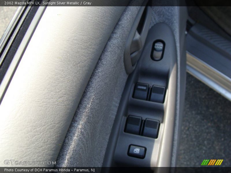 Sunlight Silver Metallic / Gray 2002 Mazda MPV LX