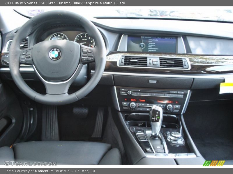 Dashboard of 2011 5 Series 550i Gran Turismo