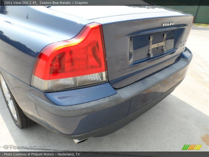 Cosmos Blue Metallic / Graphite 2001 Volvo S60 2.4T